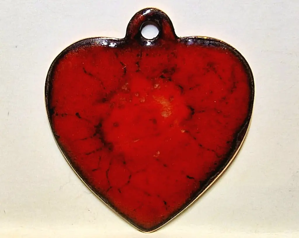 Pendentif cœur en cuivre émaillé – rouge feu