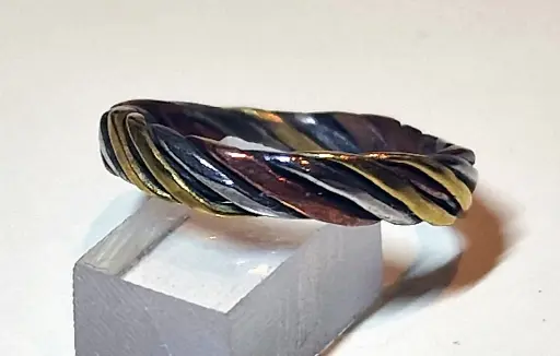 Bague torsadée “Trio Métal” – cuivre, laiton et acier